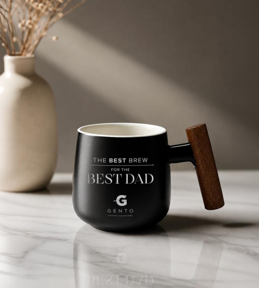 TAZA CERÁMICA CON ASA DE MADERA
